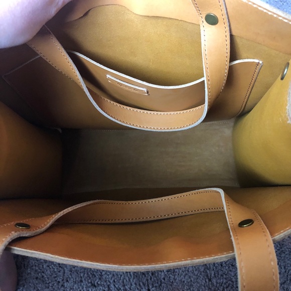 Madewell Purse - Picture 6 of 9